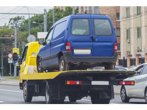 Guincho para Vans na Avenida Presidente Juscelino Kubitschek