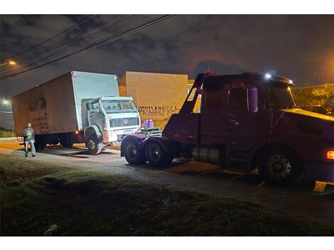 Reboque para Caminhão na Rodovia Anchieta